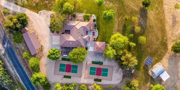 6130 Buckhorn Ridge