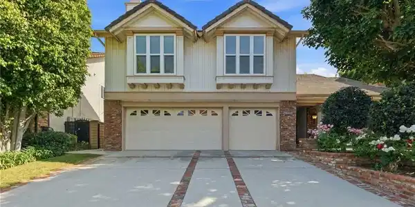 18400 Chatham
