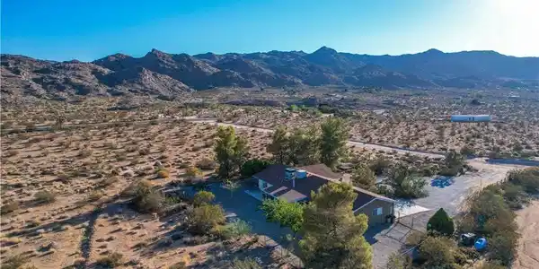 8775 Desert Shadow Road