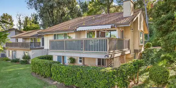 59 Rosehedge Lane
