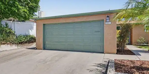 8461 Hudson Drive