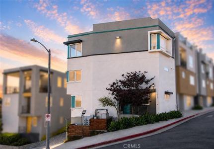 1025 White Knoll Drive