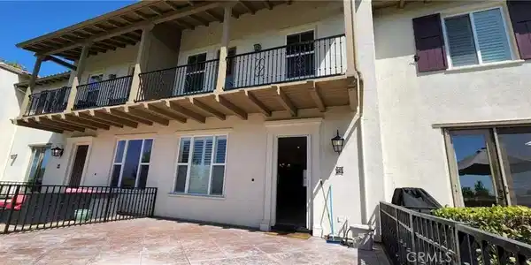 827 Terrace E