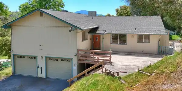 42275 Buckeye Road