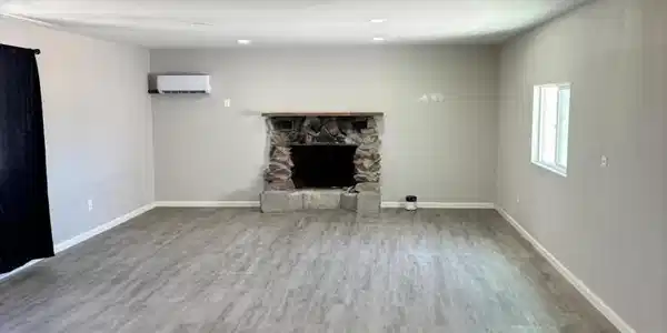 76434 Encanto Drive
