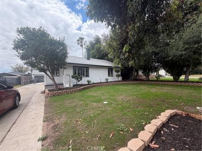 1275 W Marshall