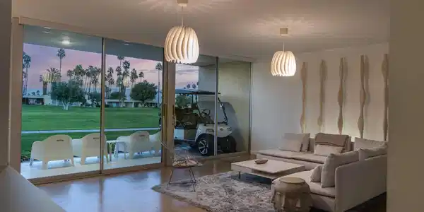 407 Desert Lakes Drive
