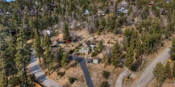39676 Oakglen