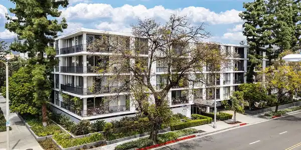 601 E Del Mar Boulevard