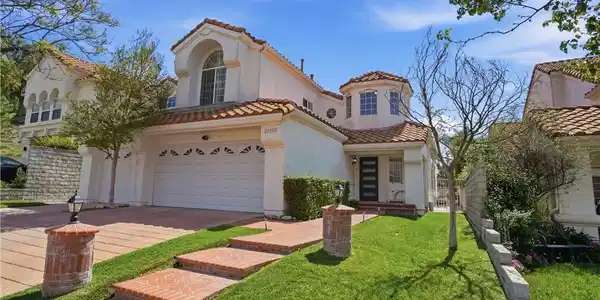 25550 Longfellow Place