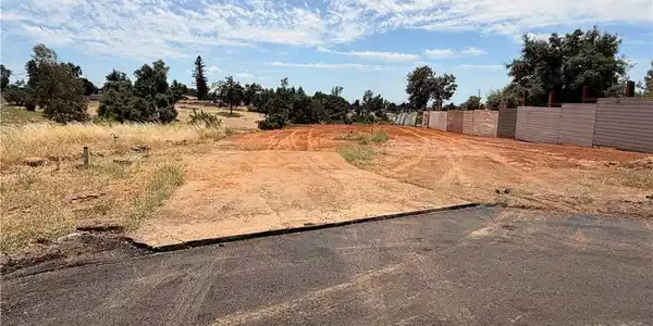 76 Grinding Rock Rd