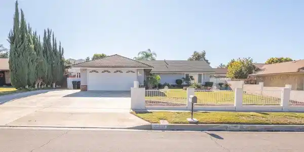22579 Raven Way