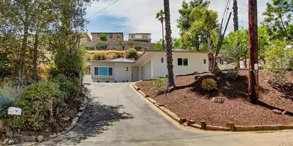 8740 Vanguard Place