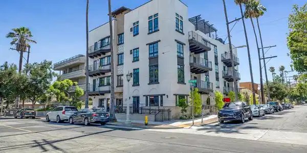 139 S Oak Knoll Avenue