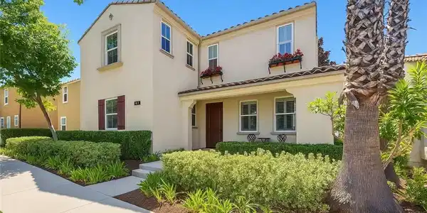 929 N Cornejo Way
