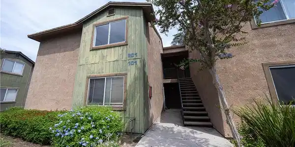 2568 Avenida Del