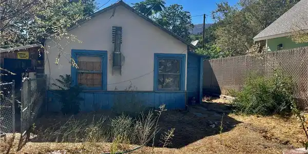 705 Fresno