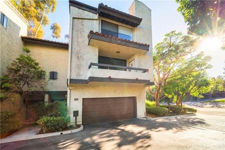 708 Fremont Villas