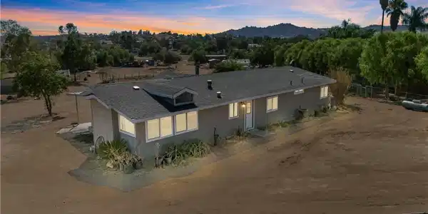 24124 Agate Lane