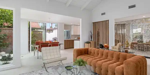 2545 S Gene Autry Trail