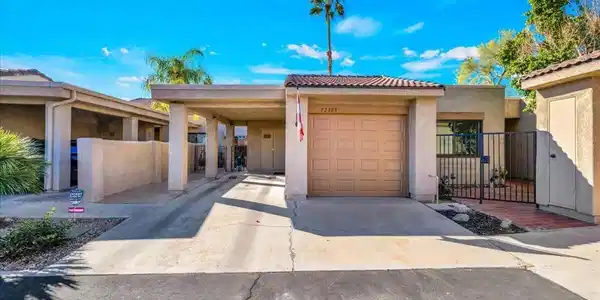 72303 Sommerset Drive