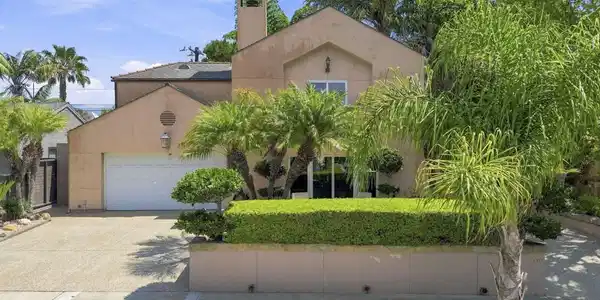 110 Santa Rosa Place