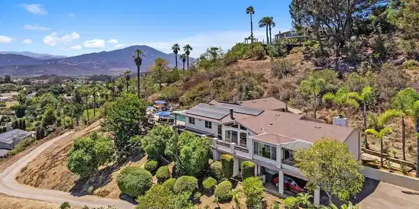 11651 Shadowglen Road