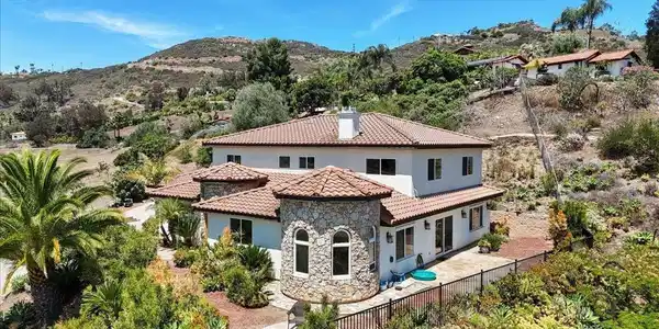 2342 CARIOCA PL