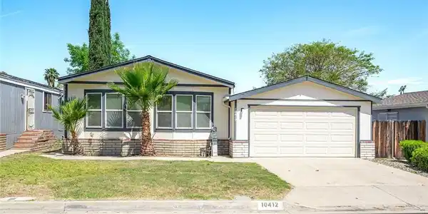 10412 Comstock