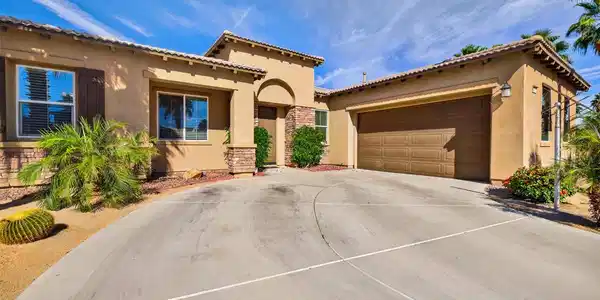 48117 London Bridge Place