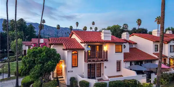 481 E Bougainvillea Lane