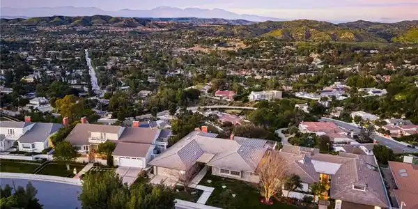 6717 E La Cumbre