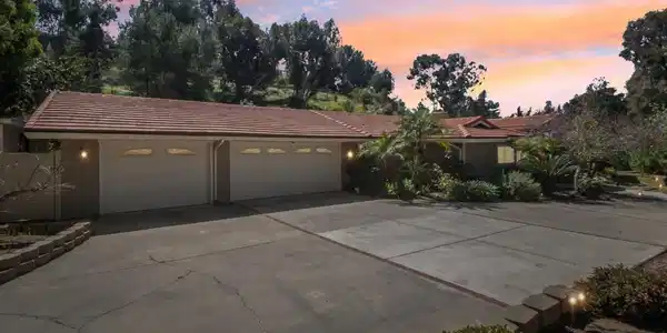 1243 Hidden Mountain Drive