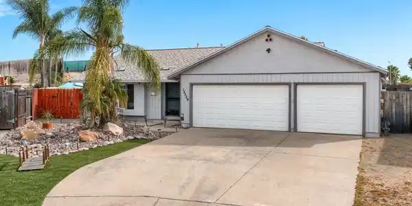 12520 Hay Ct.