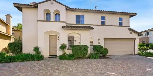 10521 Hollingsworth