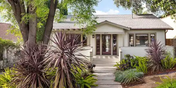 2107 Ridgeview