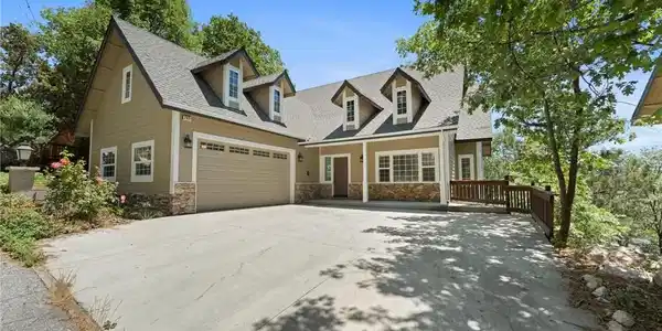 765 Del Norte Lane