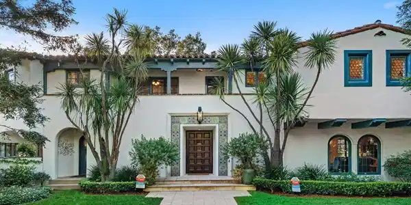4166 Woodleigh Lane