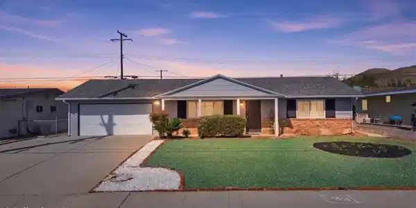 28547 Murrieta Rd.