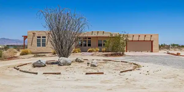 437 Ocotillo Circle