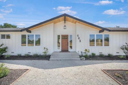461 Morada Lane