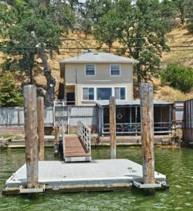 13130 Lakeshore