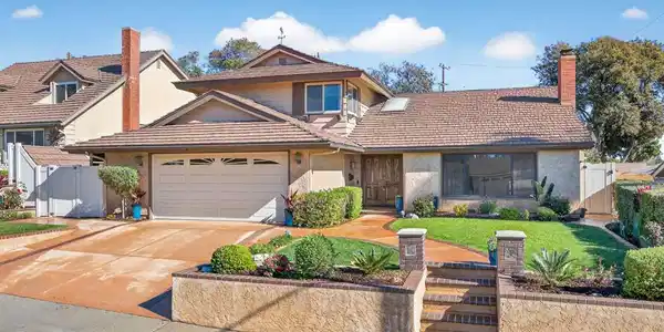 312 Regis Avenue