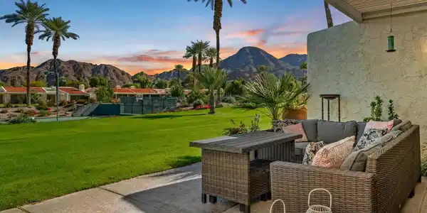 45884 Algonquin Circle
