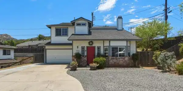 8523 Calle de Buena FE
