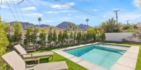 53770 Avenida Obregon