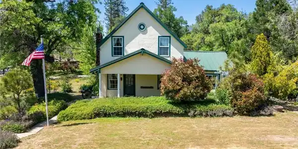 2669 Triangle Road