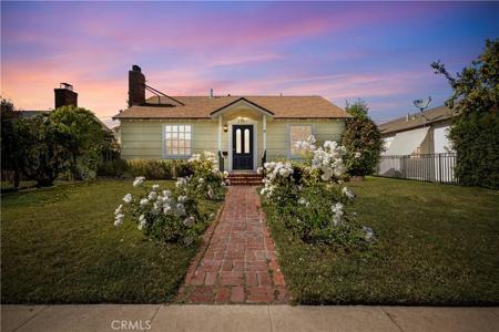 2307 W Verdugo