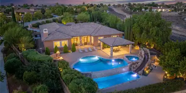540 Mountain House