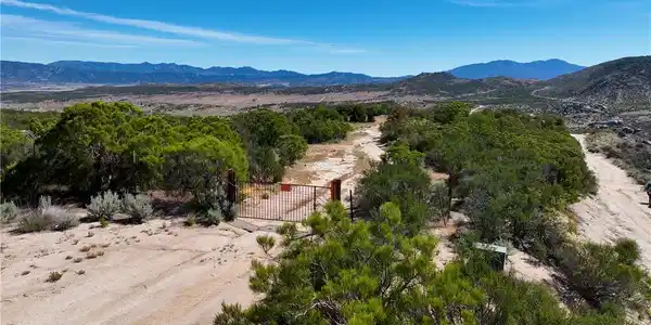 55355 Tule Peak Road